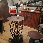 Le Madrigal Couette-café